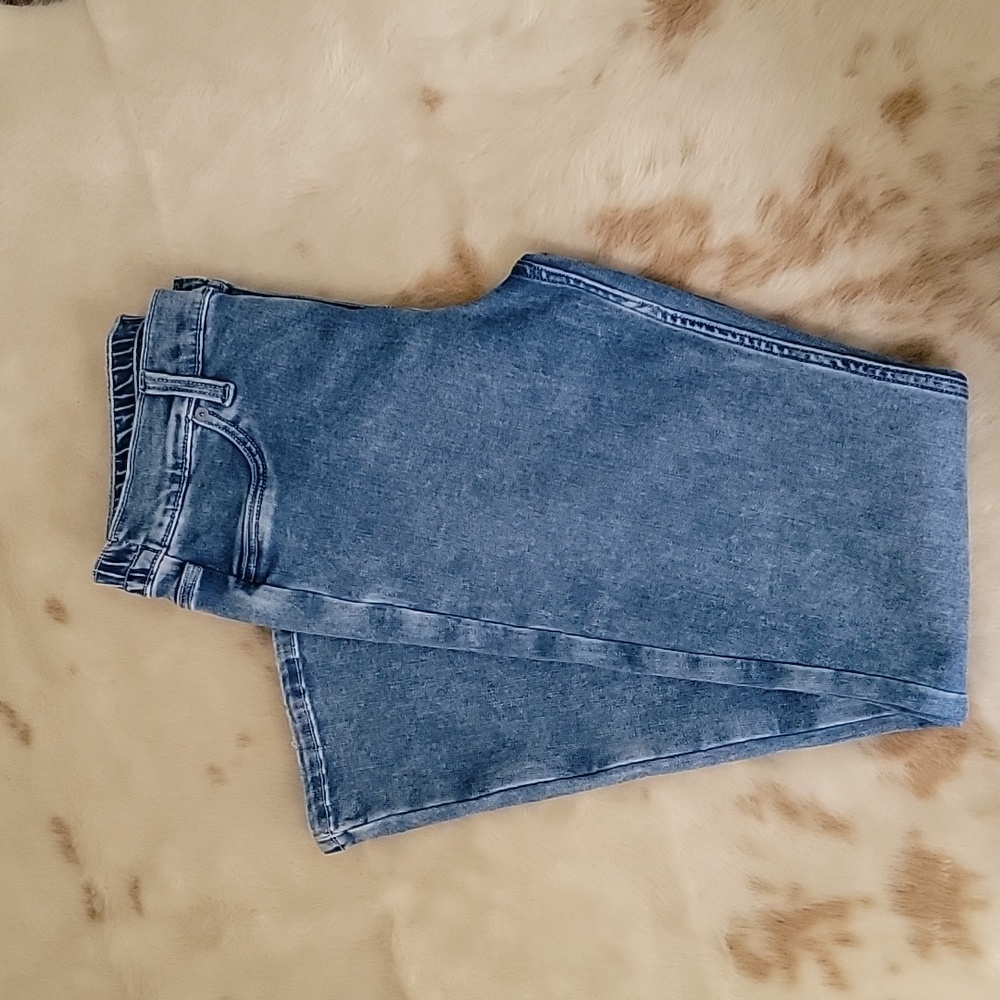 Aerie Women's Pull On Baby Flare Jeans MEDIUM